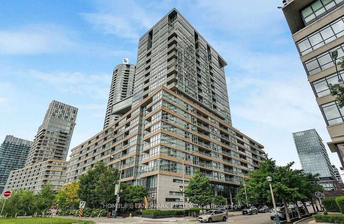 3 bed, $3,800 — Photo 1