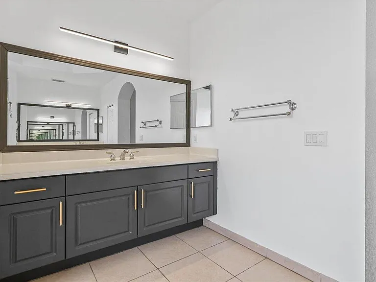 1831 Waldorf Dr — Photo 48