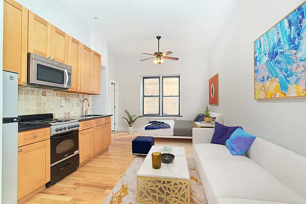 Rented by Living New York | media 7