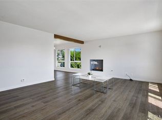 370 Locust St, Laguna Beach, CA 92651