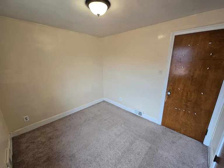 34 Concord Dr #2 — Photo 40