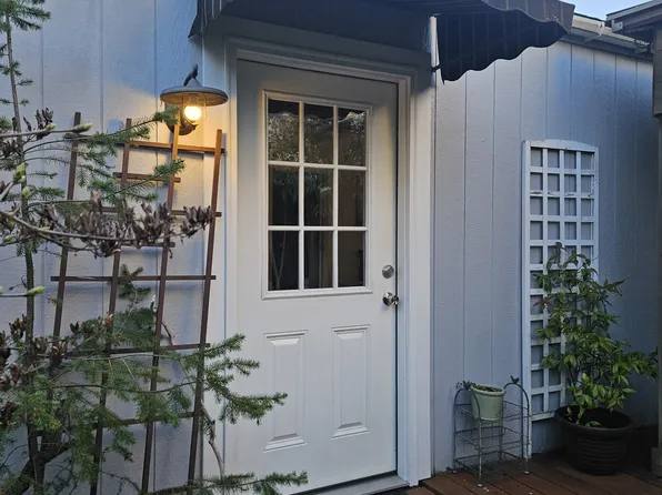 3228 Grand Ave #B, Everett, WA 98201