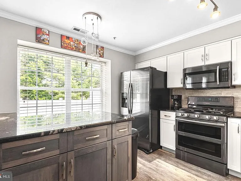 1654 Rockcress Dr — Photo 4