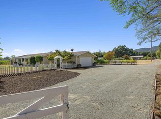 17211 Arnold Dr, Sonoma, CA 95476