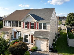 286 Maple Dr, Hanover, PA 17331