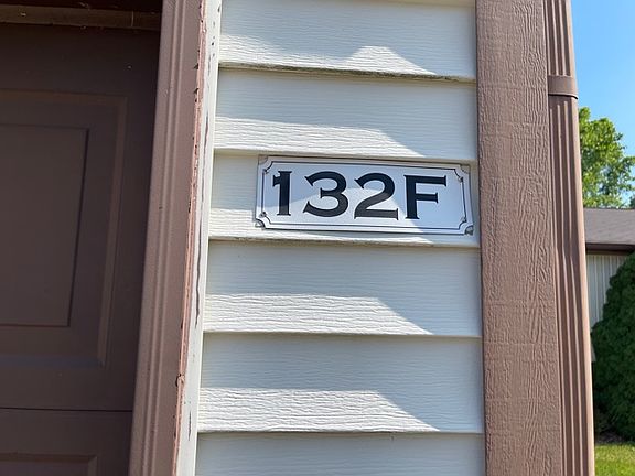 2nd image of 132 Royal Crest Dr Unit F