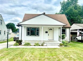 570 Idora Ln, Struthers, OH 44471