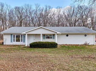 1861 Big Oak Dr, Troy, MO 63379