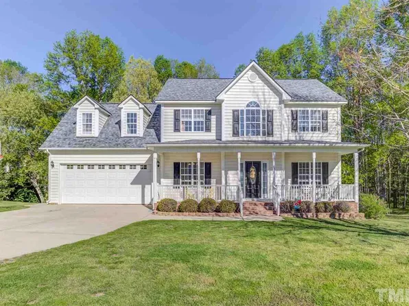 53 Stafford Cir, Clayton, NC 27527