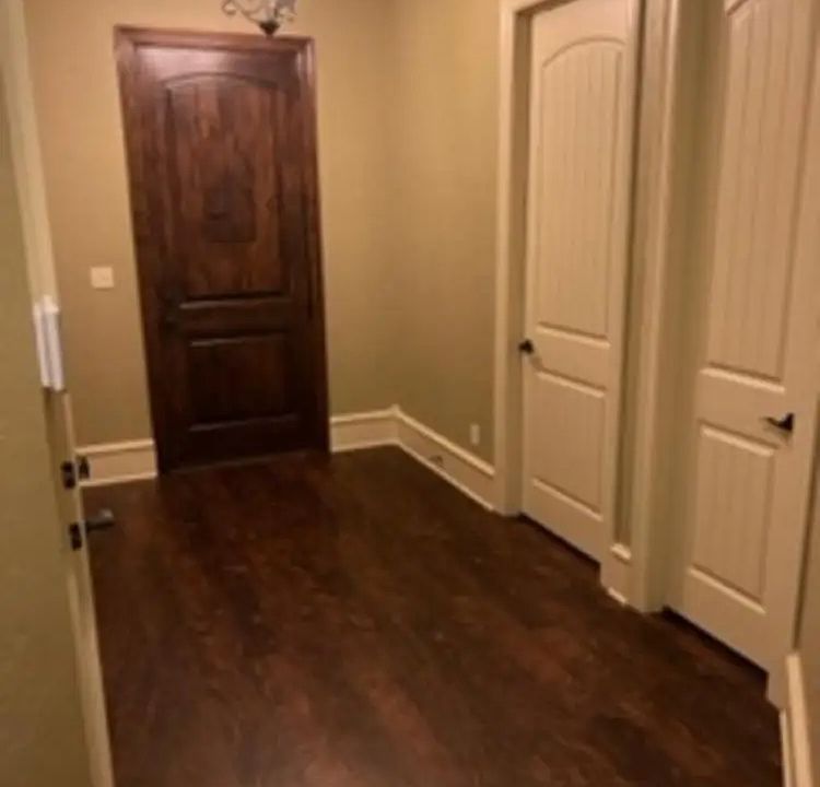 1st image of 1402 Clydesdale Way