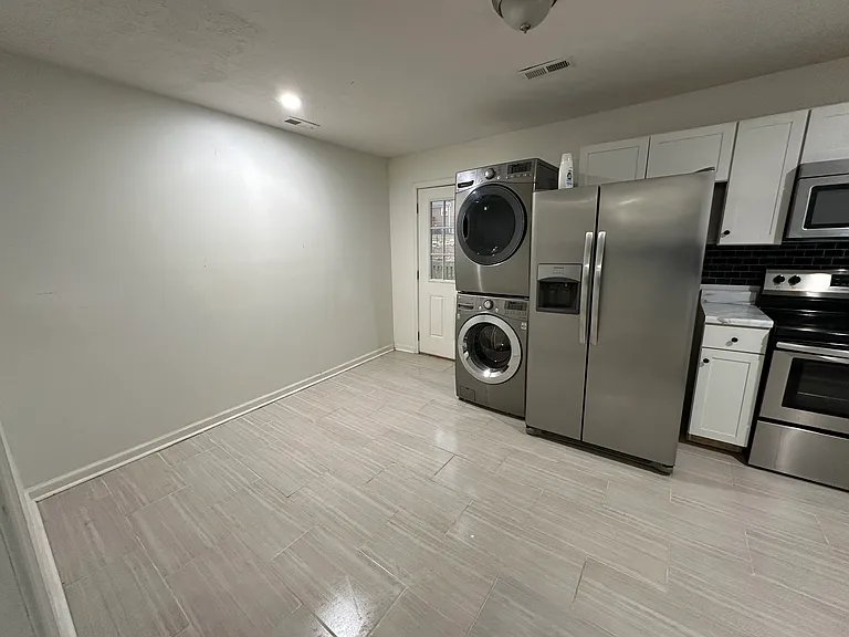 917 Johnson Rd — Photo 3
