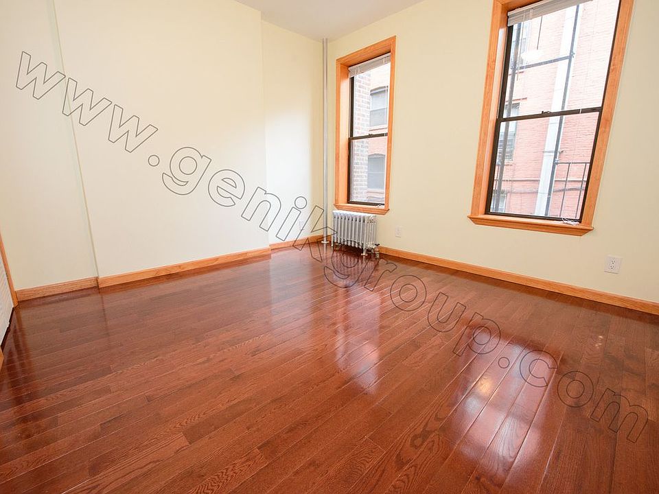 2nd image of 49 Catherine St APT 1C