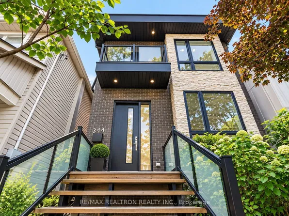344 Main St, Toronto, ON M4C 4X7