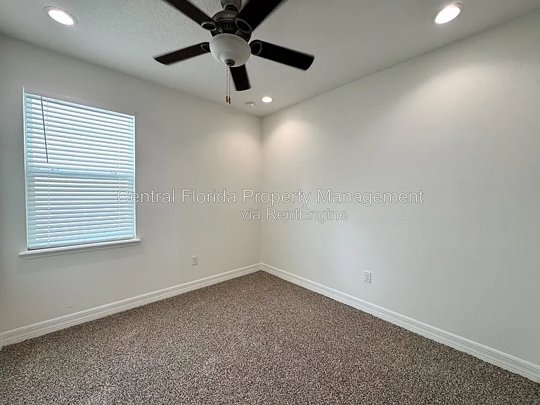 8998 Fullerwood Ave — Photo 19