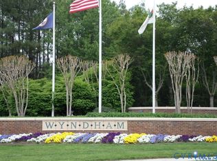 5916 Park Forest Ln, Glen Allen, VA 23059