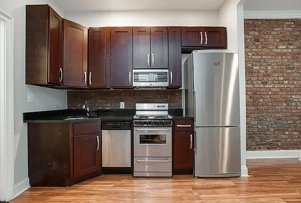 Rented by OGI Management | media 26