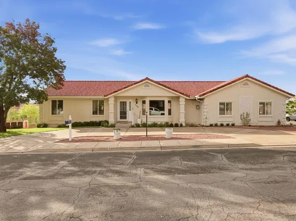 590 E Springhill Dr, Washington, UT 84780