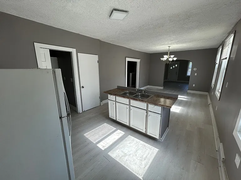 6818 Morgan Ave — Photo 4