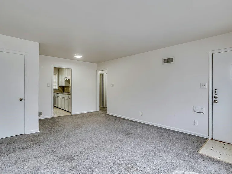 6142 E Harry St — Photo 5