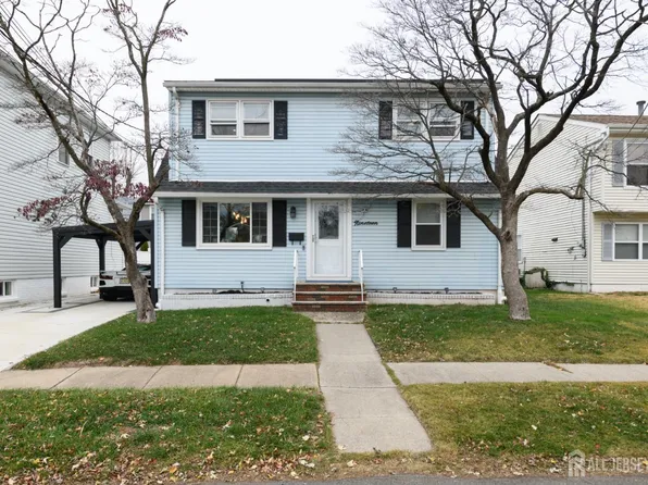 19 Dunlop Dr, Sewaren, NJ 07077