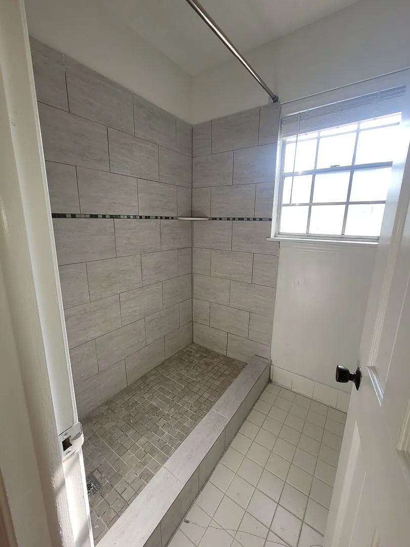 Woodward Park Apartments — Photo 3