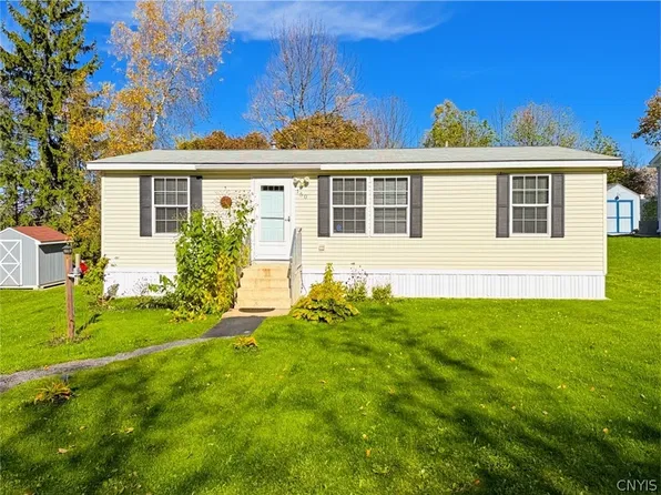 10601 Hulser Rd, Barneveld, NY 13502