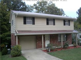 107 Stratford Pl, South Charleston, WV 25303