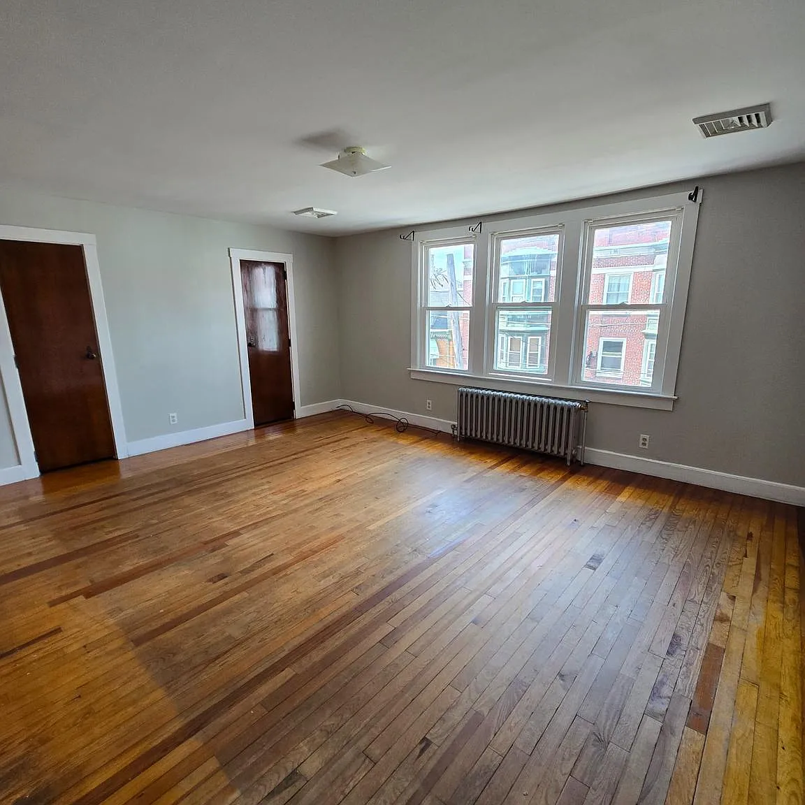 3 bed, $1,750 — Photo 2