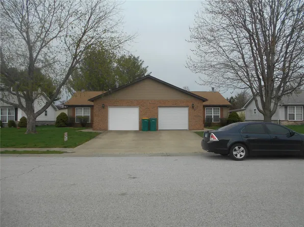 932 Evan Dr, O Fallon, IL 62269