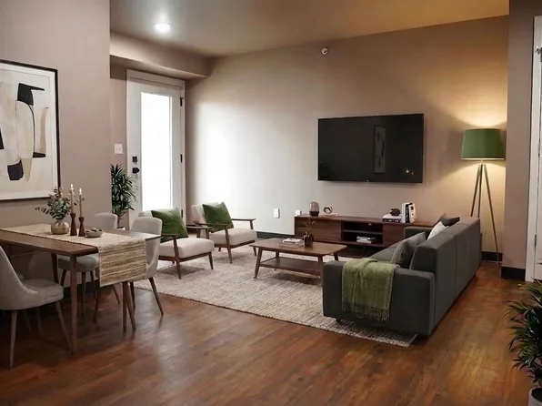 Silverthorne Apartments- Ottumwa 119/121/131