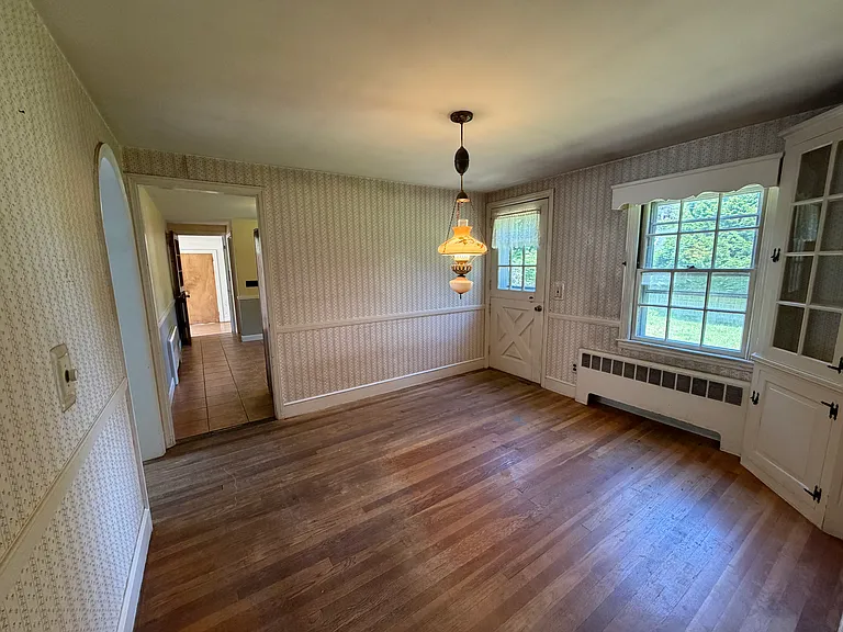 11 Terrace Dr — Photo 9