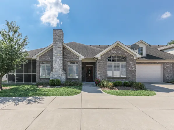 1092 Easy St Unit D, Greenwood, IN 46142