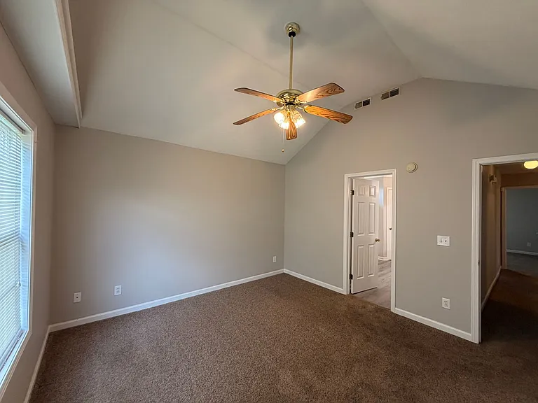 7003 Clara Ct — Photo 15