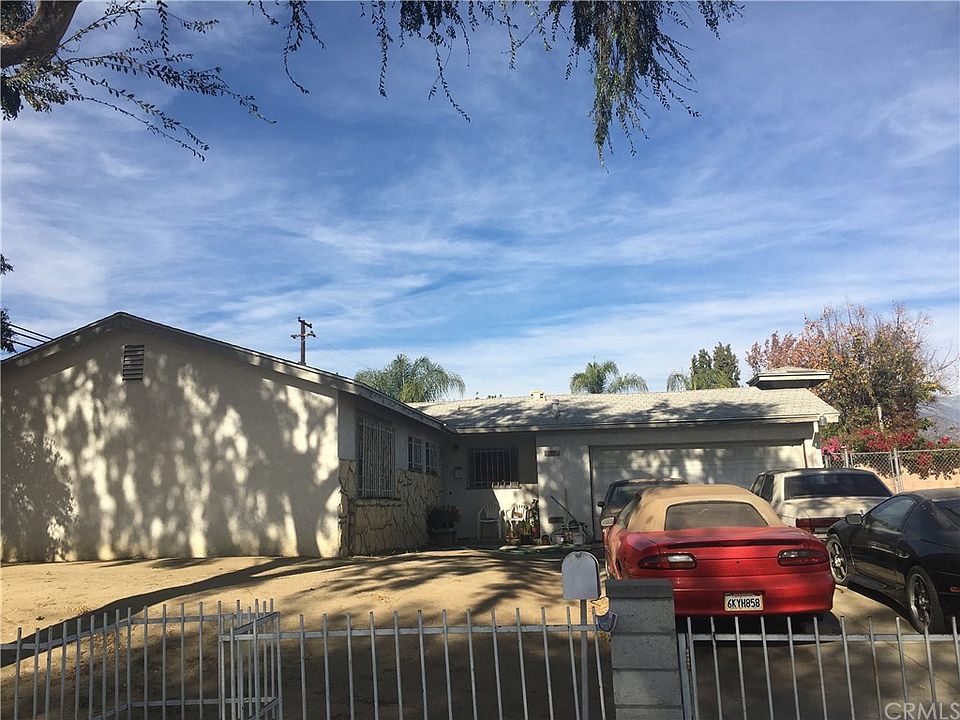 1st image of 2305 Los Flores St