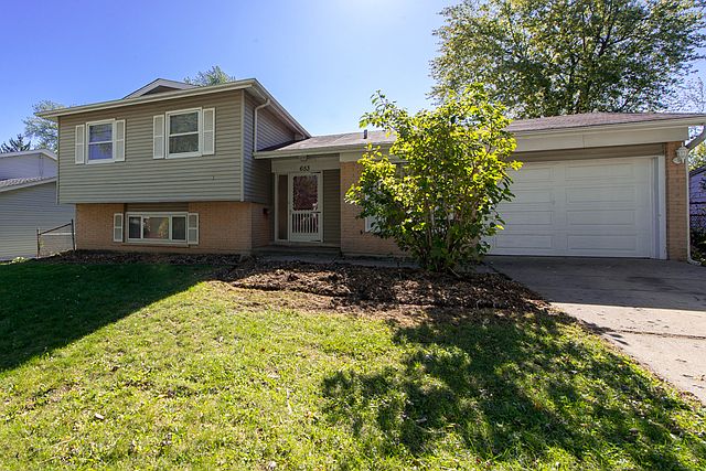 1st image of 653 Dickens Ave