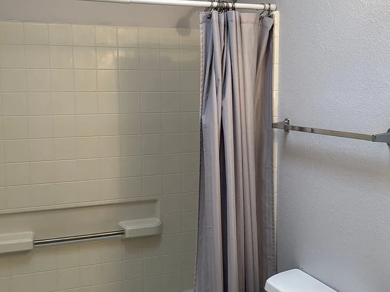 2125 Sierra Ln NE — Photo 16