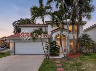 10769 Oak Lake Way, Boca Raton, FL 33498