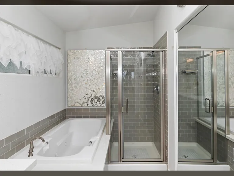 6128 Hawarden Dr — Photo 22