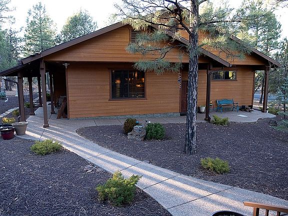 Casita/Garage from house