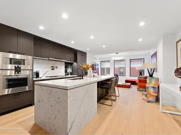 100 Barrow Street image 1 of 7