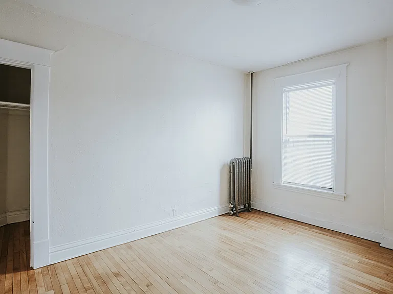 2641 Hennepin Ave — Photo 9