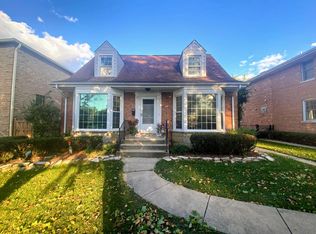 117 N Delphia Ave, Park Ridge, IL 60068