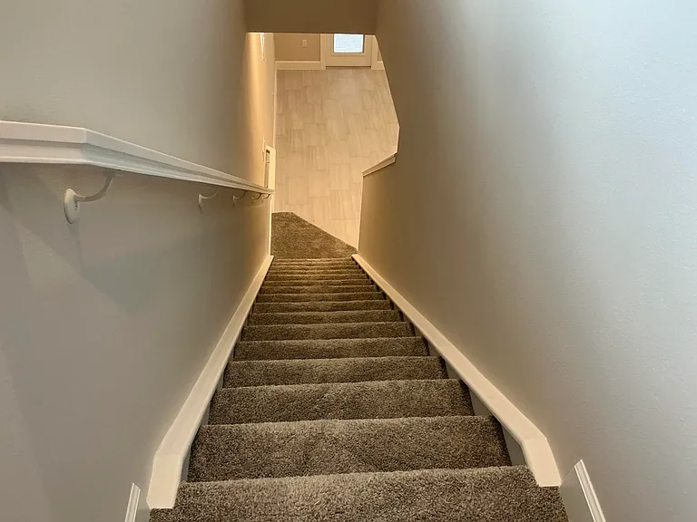 293 SW Sally Way — Photo 34