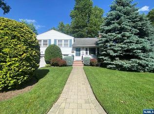 51 Birch Ave, Bergenfield, NJ 07621