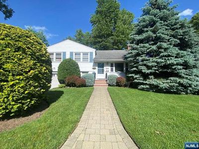 51 Birch Ave, Bergenfield, NJ, 07621
