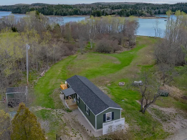 318 West Kennebec Road, Machias, ME 04654