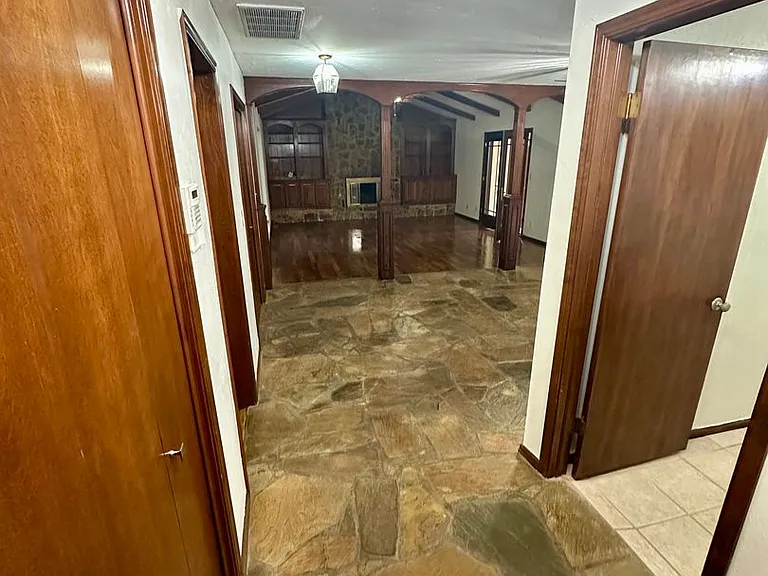 3608 Chatham Ct — Photo 6