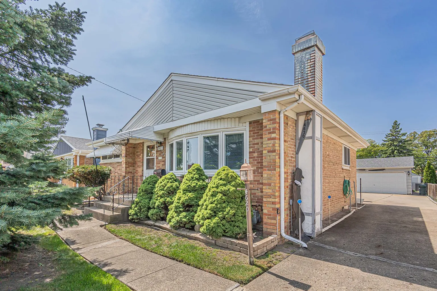 4620 Wesley Ter photo 1