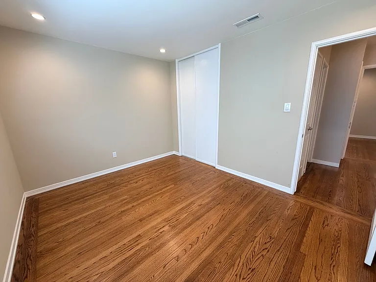946 Hohener Ave — Photo 21