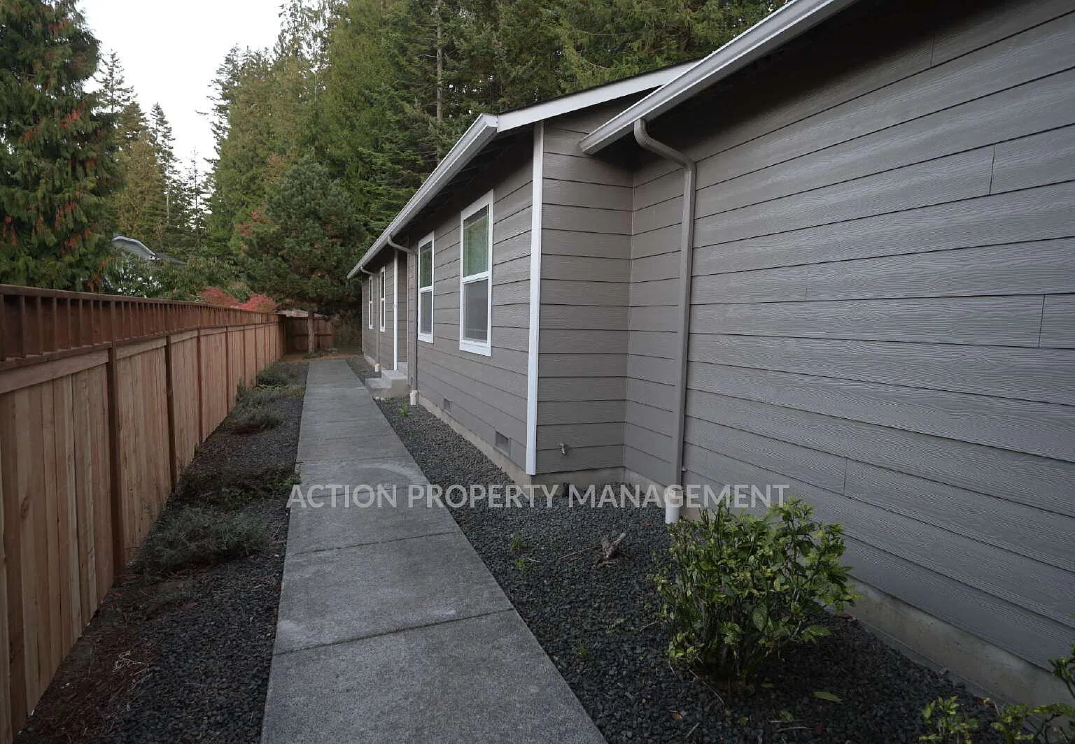 3 bed, 2.0 bath, 1572 sqft, $2,250 — Photo 4